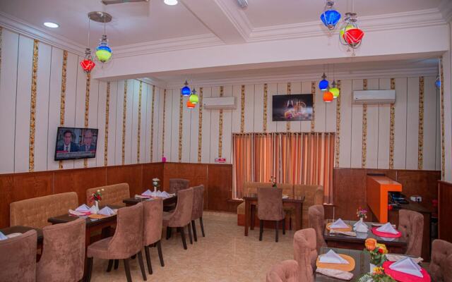 Mahogany Hotel and Suites