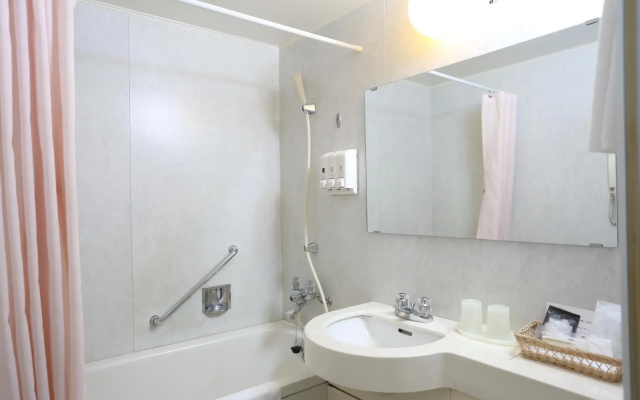 Kanku Izumiotsu Washington Hotel