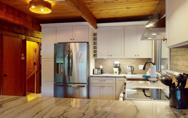 Treehouse Home Brought to you by GetAway Vacations