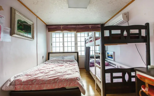 Seongsan Hotpul Guesthouse - Hostel