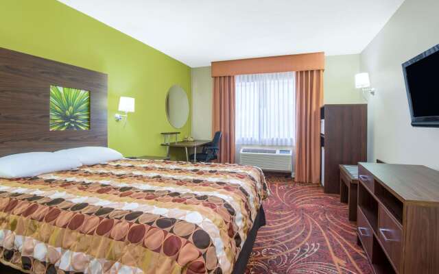 Super 8 by Wyndham Portales