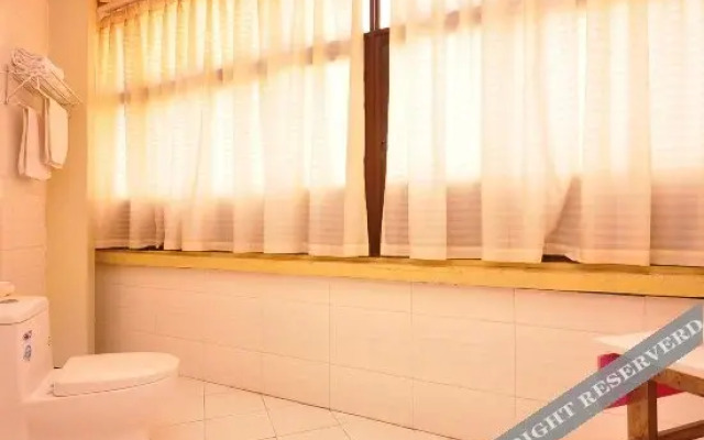 Runtong Express Hotel