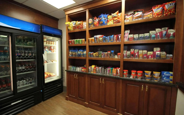 Country Inn & Suites by Radisson, Sandusky South, OH