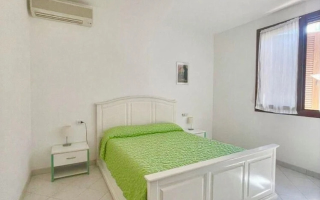 Delightful Villa With Garden and Pool in Albarella