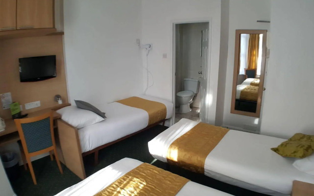Star Hotel