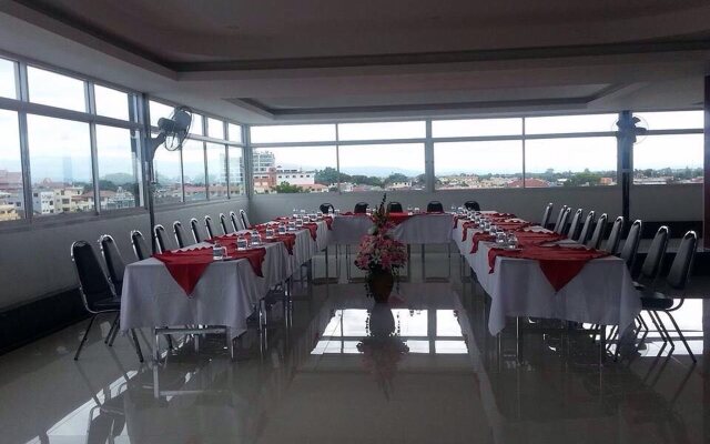 Platinum Star Hotel