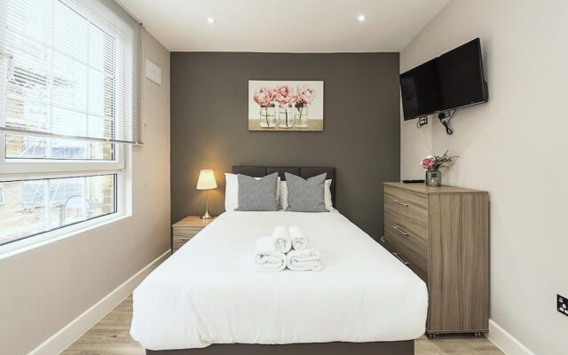 Toynbee Street Ro 6 · Nice Room On Toynbee Street