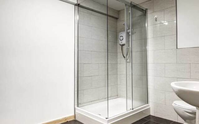 2 Bed, Luxury Apt4 Throstles