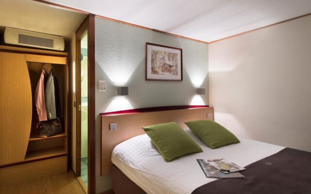 Hotel Kyriad Direct Roanne