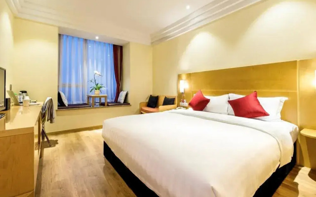 Ibis Wenjiang Floraland