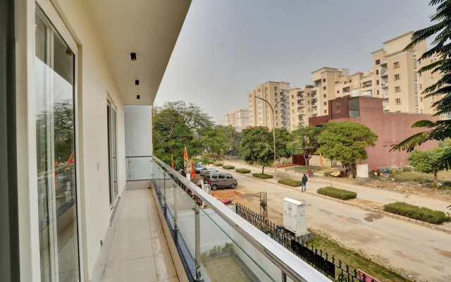 Hotel O Expo View Near PVR Ansal Plaza Greater Noida