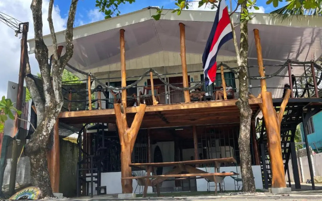 Uvita Pirates Hostel