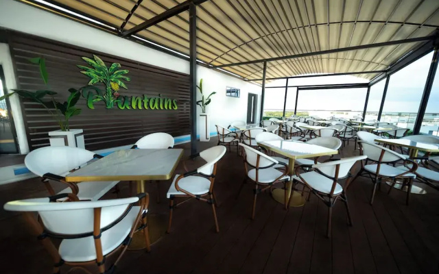 Zenses Hotel in Caye Caulker