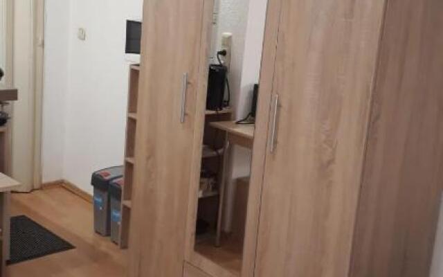 Roter Backstein Apartment 3