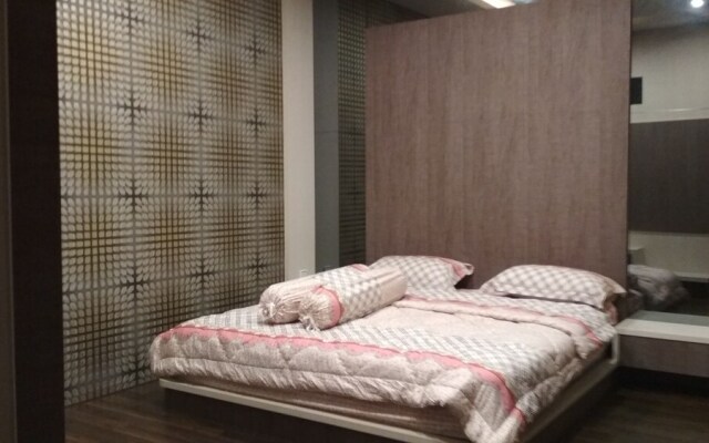Sleep Rest Diamond Palace