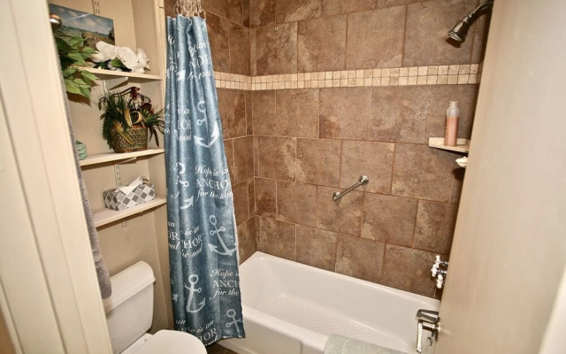 Sunset Suite By Redawning