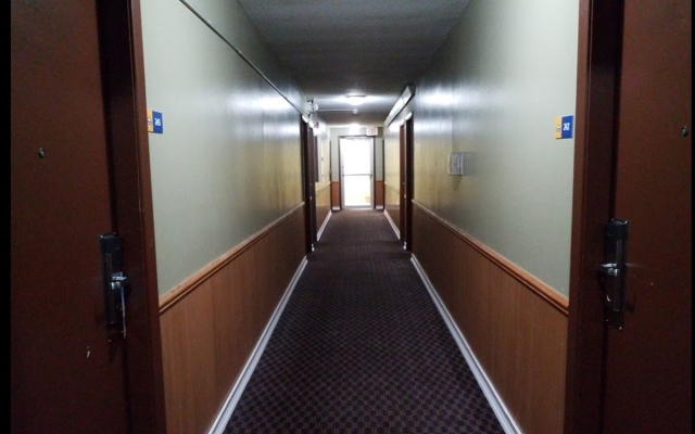 Days Inn by Wyndham West Branch Iowa City Area