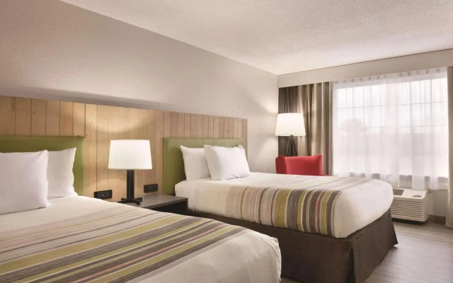 Country Inn & Suites by Radisson, London, KY