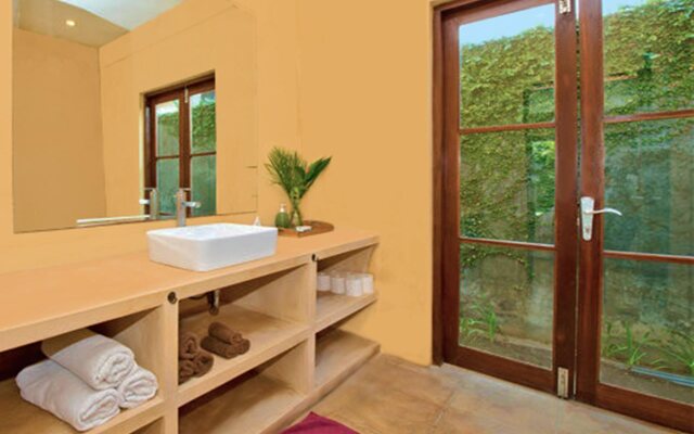 Rumi Villas