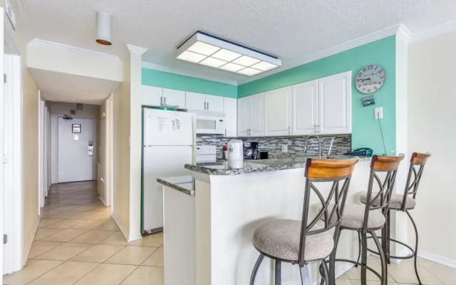 Palms Resort 1502