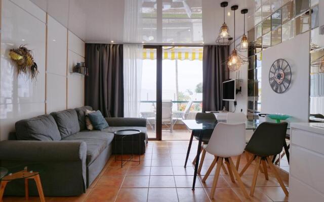 Beach Life 365 Apartment