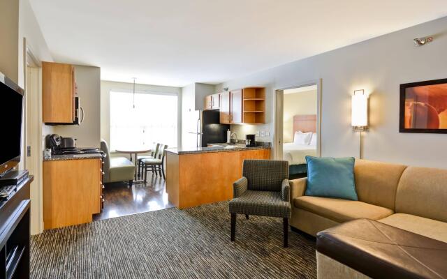 HYATT house Chicago/Naperville/Warrenville