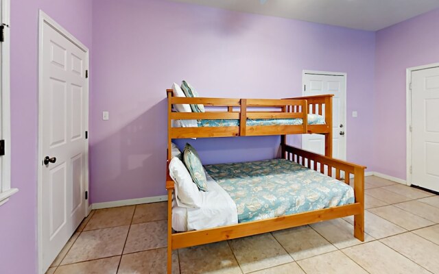 Beachy Keen - Five Bedroom Home