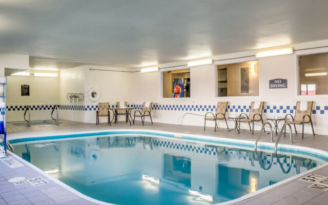 Quality Inn & Suites South