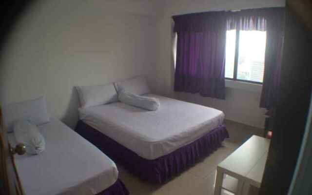 City Room W/ 2 Beds @ Town 1