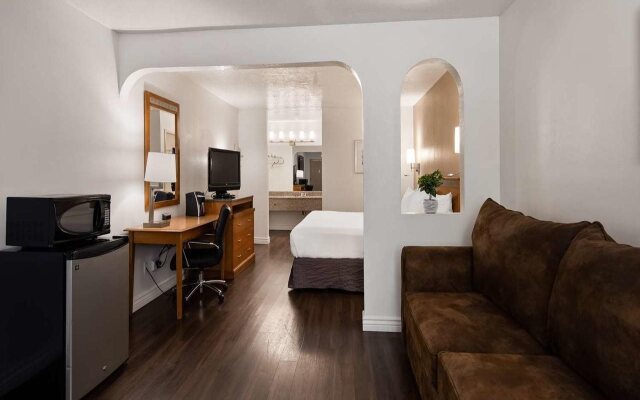 SureStay Plus Hotel by Best Western Albuquerque I40 Eubanks
