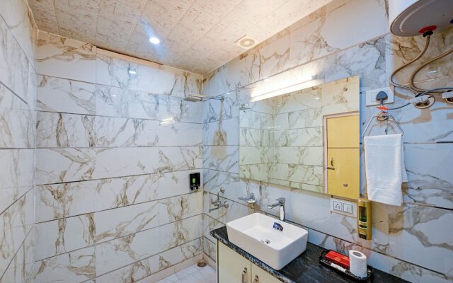 Hotel Shiva Lake Mussorrie