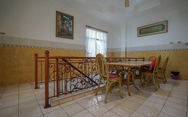 Hotel Shofa Marwah by OYO Rooms