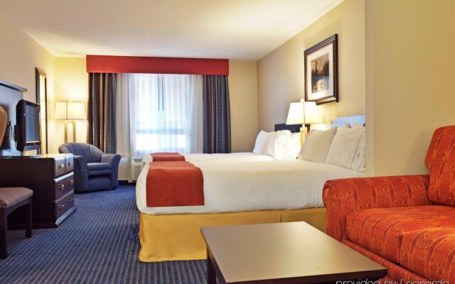 Holiday Inn Express Hotel & Suites Edson, an IHG Hotel