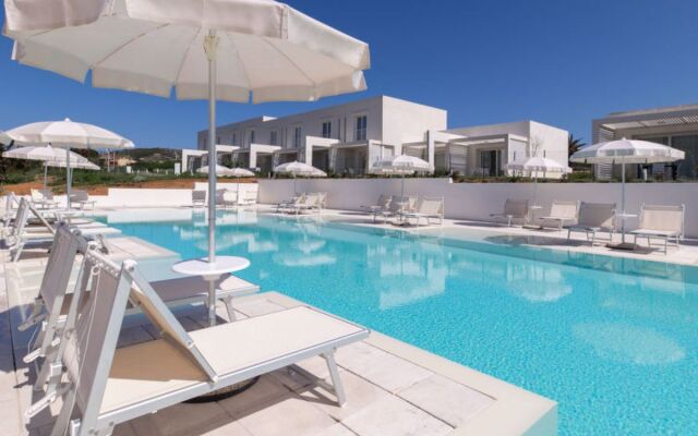 Capo Falcone Charming Apartment (STI261)