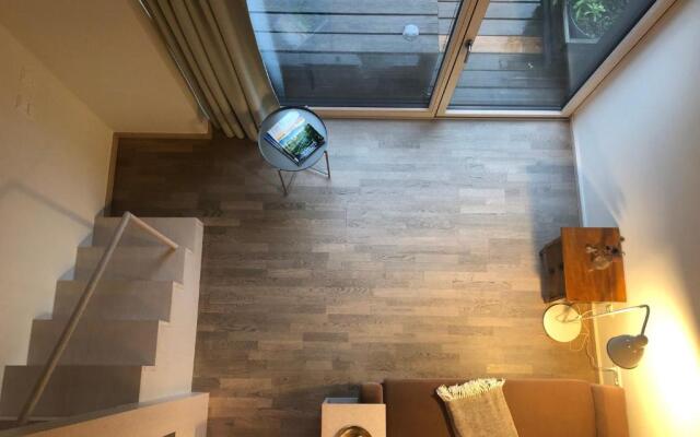 Logis125 I Barbara Hofmann (Adults Only)