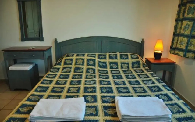 Palm Court Suites