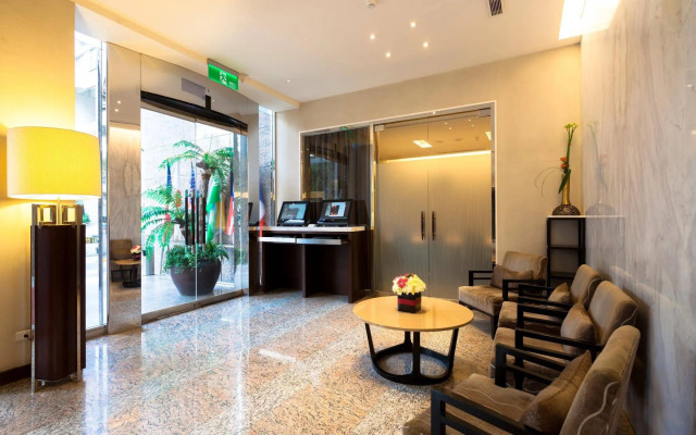 Sol Hotel