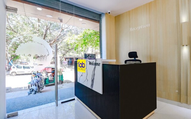 Hotel Banyan Tree