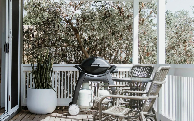 Surfside Cudmirrah Beach