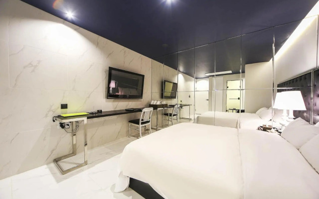 Hotel Star Premier Yeoksam