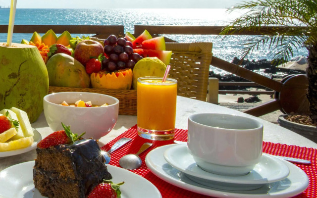 La Belle Beach Hotel