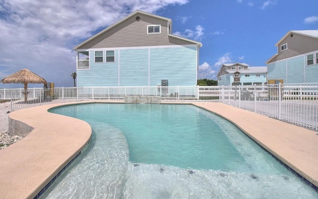 Copano Sunset #9 3 Bedroom Home by Redawning