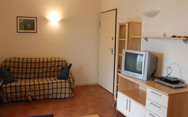 Welcoming Holiday Home in Lazise with Garden near Lake Garda