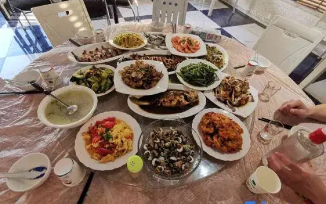 Shengsi Yihai House B & B