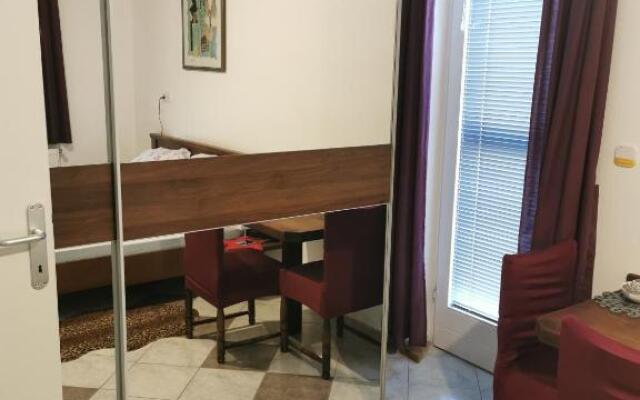 APARTMAN i SOBA HADELA