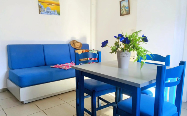 Kassavetis Center - Hotel Studios & Apartments