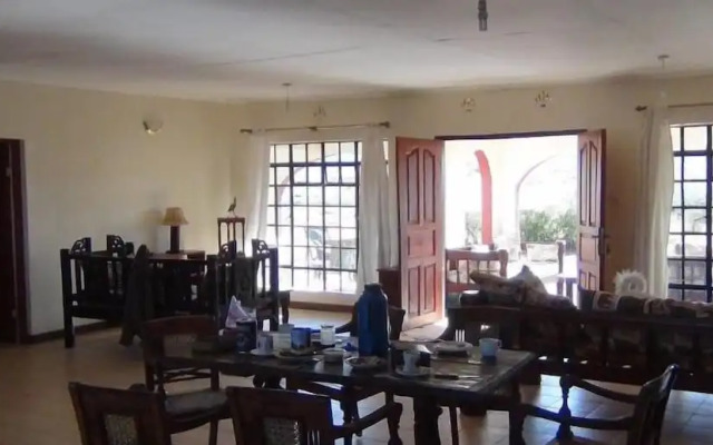 Narasha Guest House