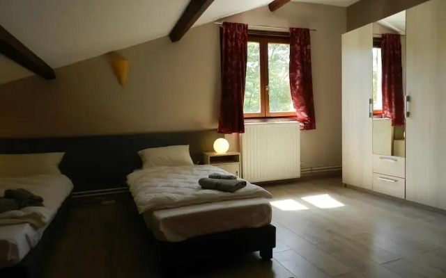 Gîte du Domaine des Pierres Dorées