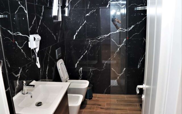 Relax Inn Hotel Durres