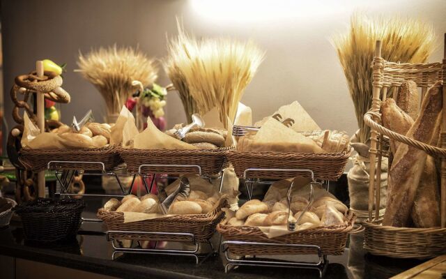 Pullman Bucharest World Trade Center Hotel